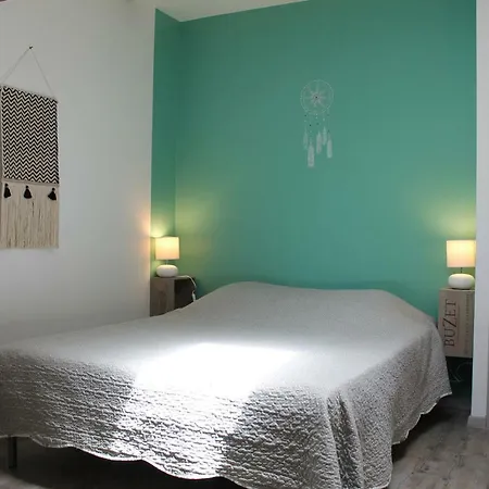 Clodeguy No 2 Апартаменты *